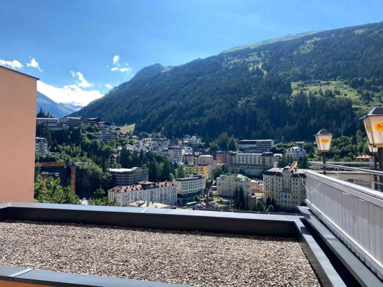 Panorama Spa Lodges Das.Schiller Bad Gastein Exterior photo